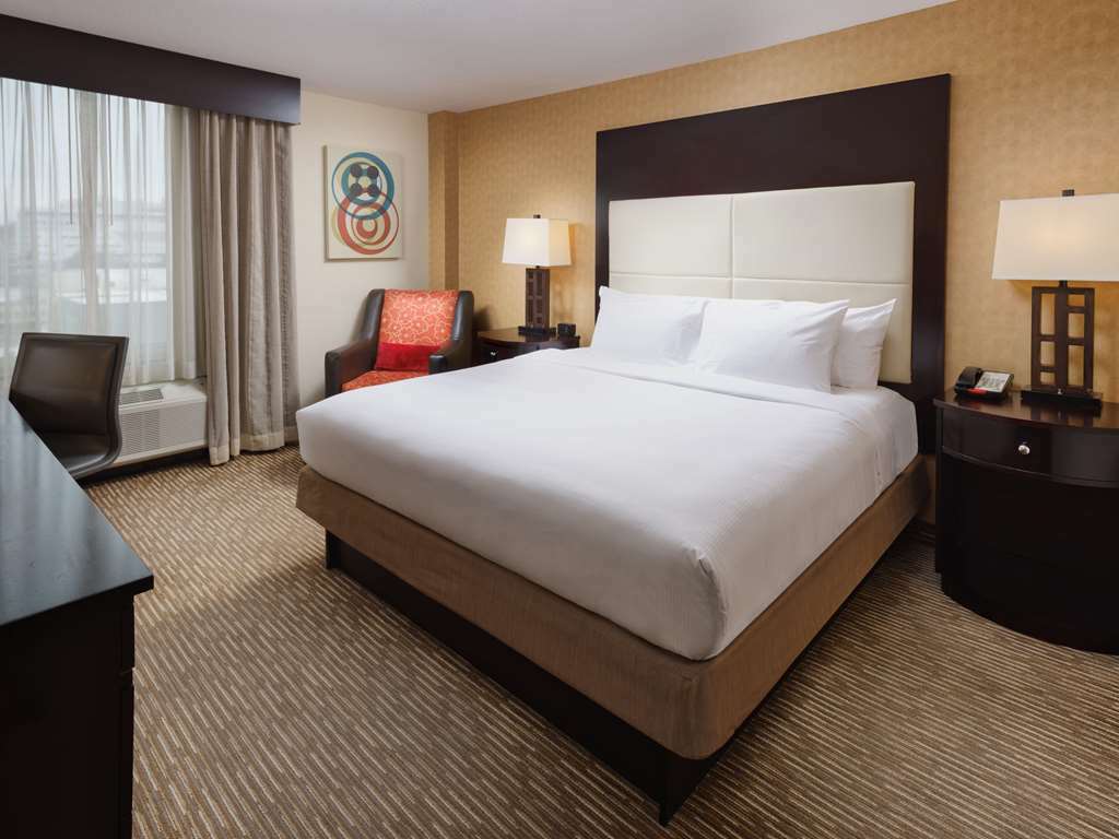 Hotel Doubletree By Hilton Downtown 4*