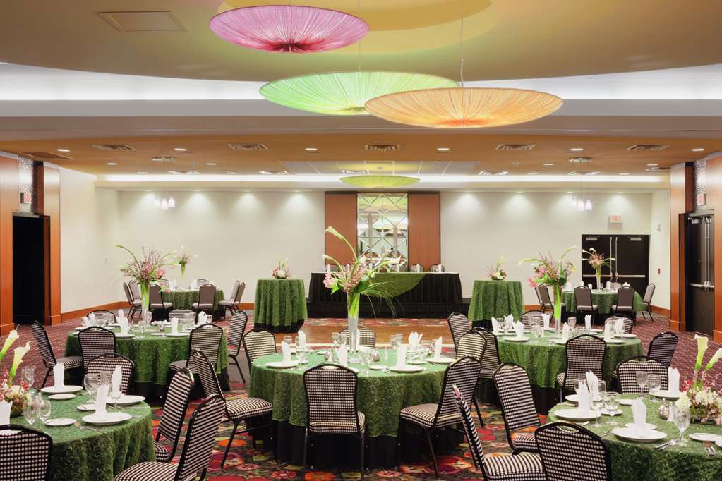 Doubletree By Hilton Downtown